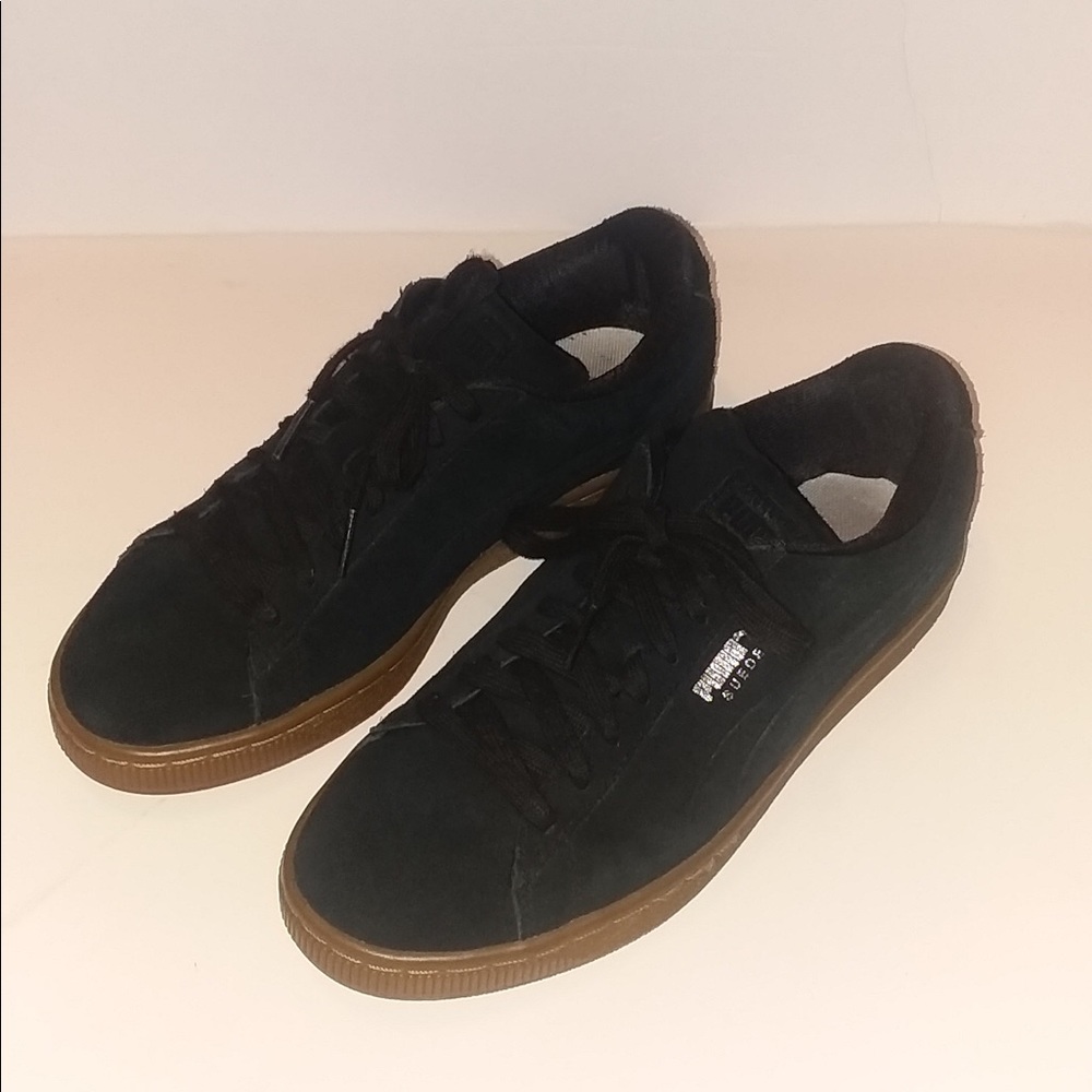 Puma Suede Sneakers